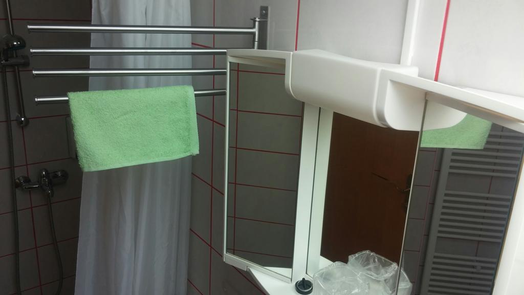 Rooms Du-Na Zagreb Ngoại thất bức ảnh