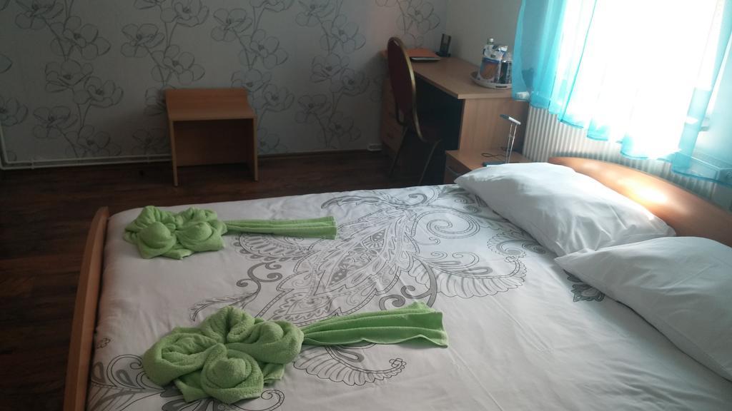 Rooms Du-Na Zagreb Ngoại thất bức ảnh