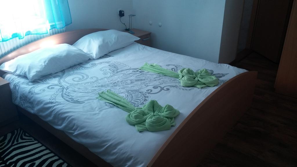 Rooms Du-Na Zagreb Ngoại thất bức ảnh
