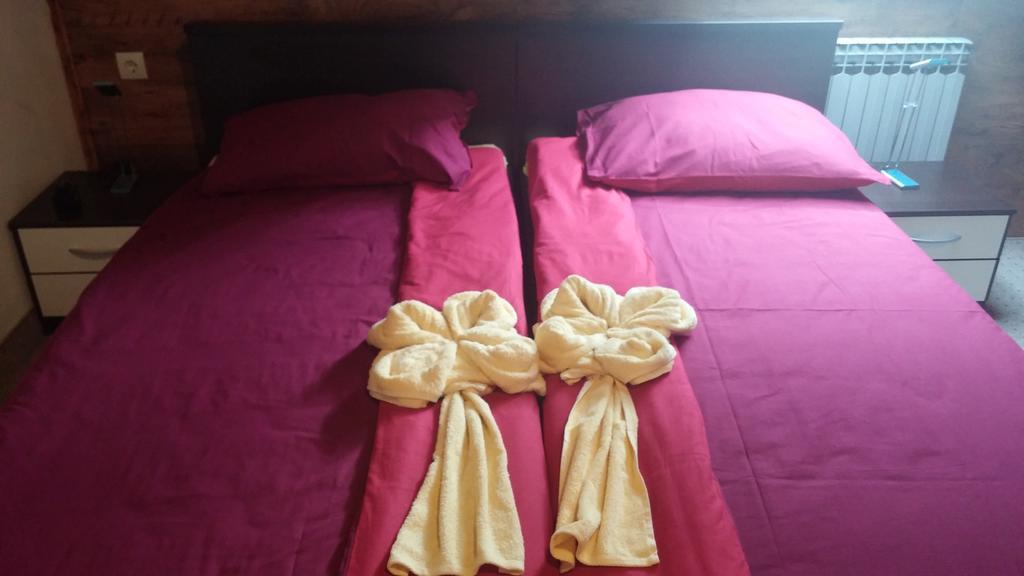 Rooms Du-Na Zagreb Ngoại thất bức ảnh