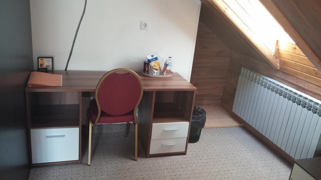 Rooms Du-Na Zagreb Ngoại thất bức ảnh