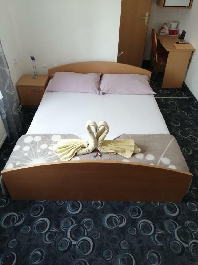 Rooms Du-Na Zagreb Phòng bức ảnh